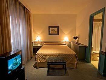 Espahotel Plaza Basílica 3* Madri