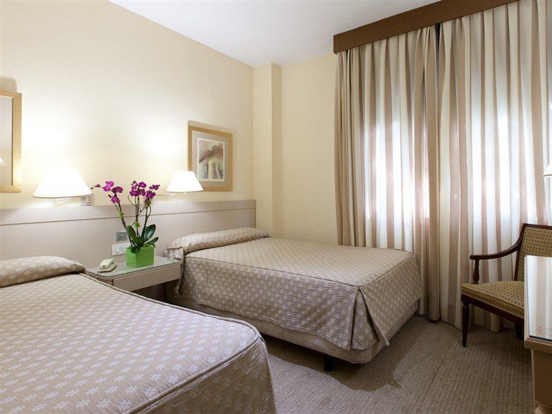 Apart-hotel Espahotel Plaza Basílica