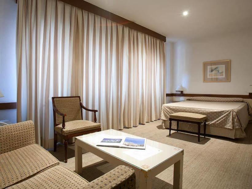 Apart-hotel Espahotel Plaza Basílica 3*