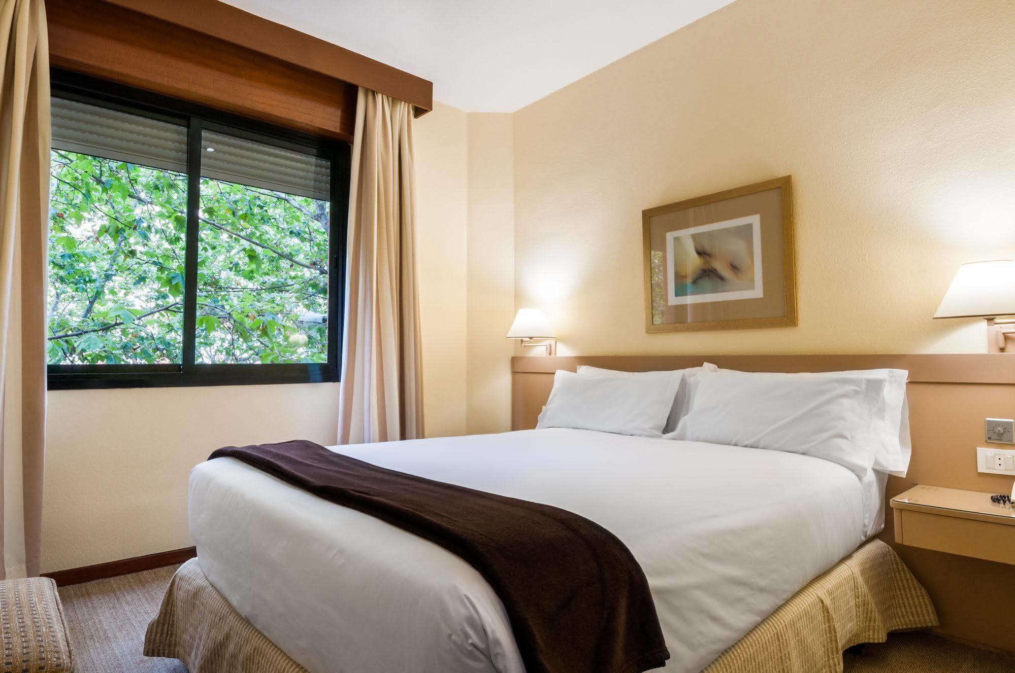Espahotel Plaza Basílica Apart-hotel