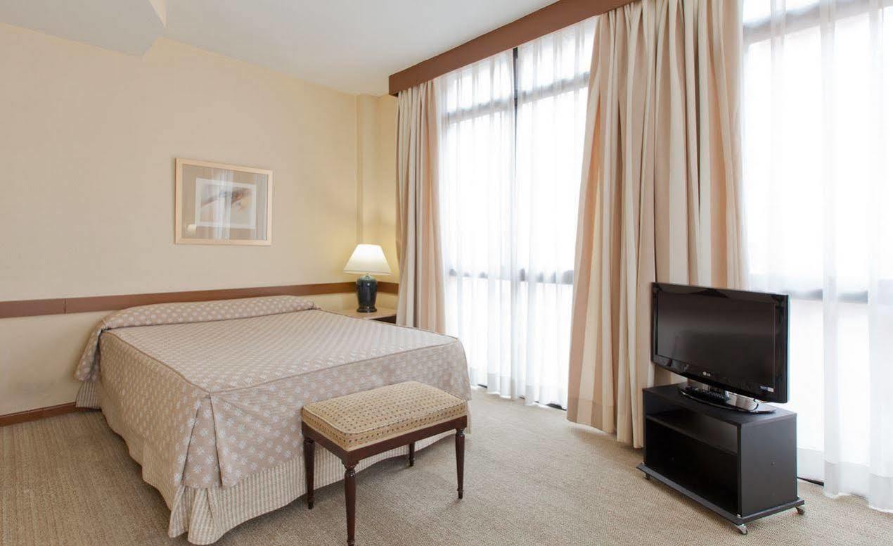 Apart-hotel Espahotel Plaza Basílica 3*